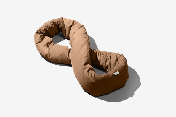 Huzi Infinity Pillow.